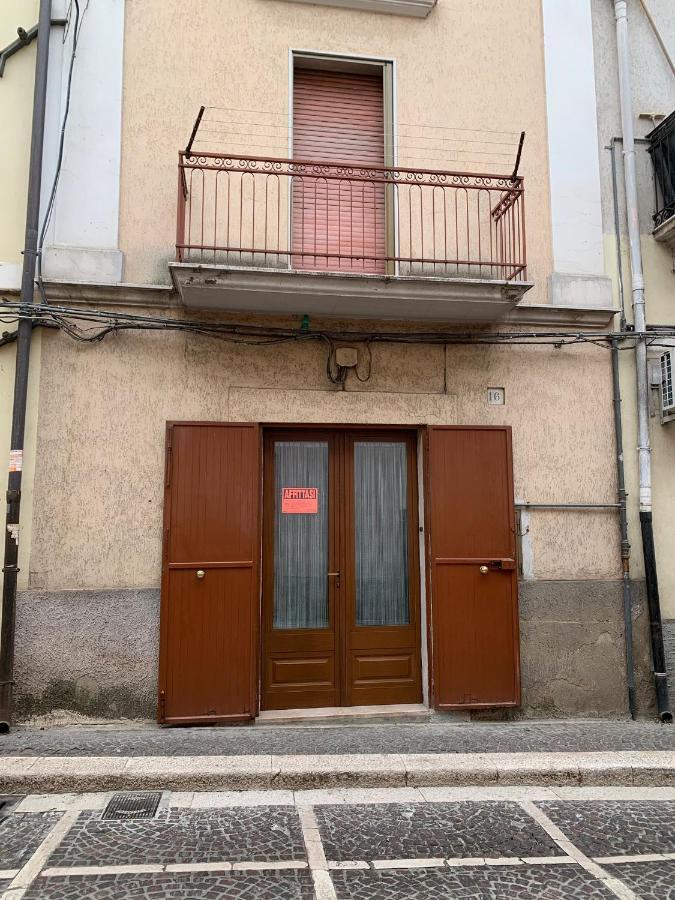 Casa Vacanze Umberto I Vila Ascoli Satriano Exterior foto
